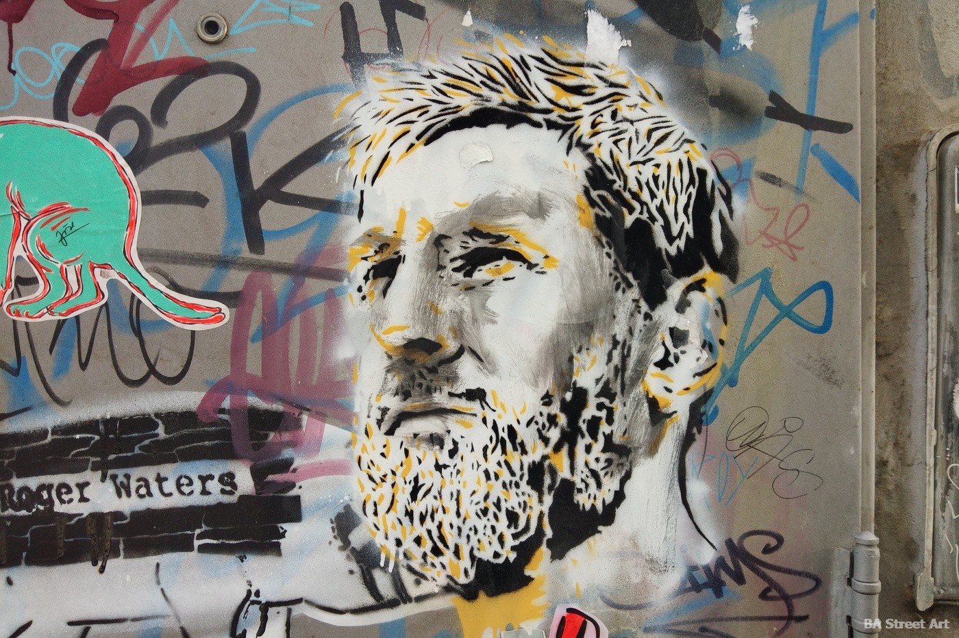 Detail Graffiti Lionel Messi Nomer 19