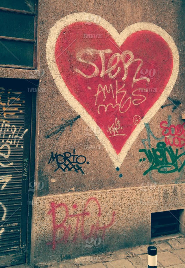 Detail Graffiti Love Heart Nomer 45