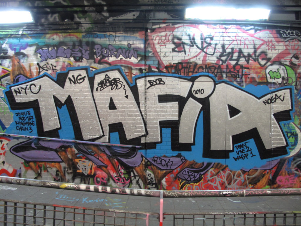 Detail Graffiti Mafia Nomer 2