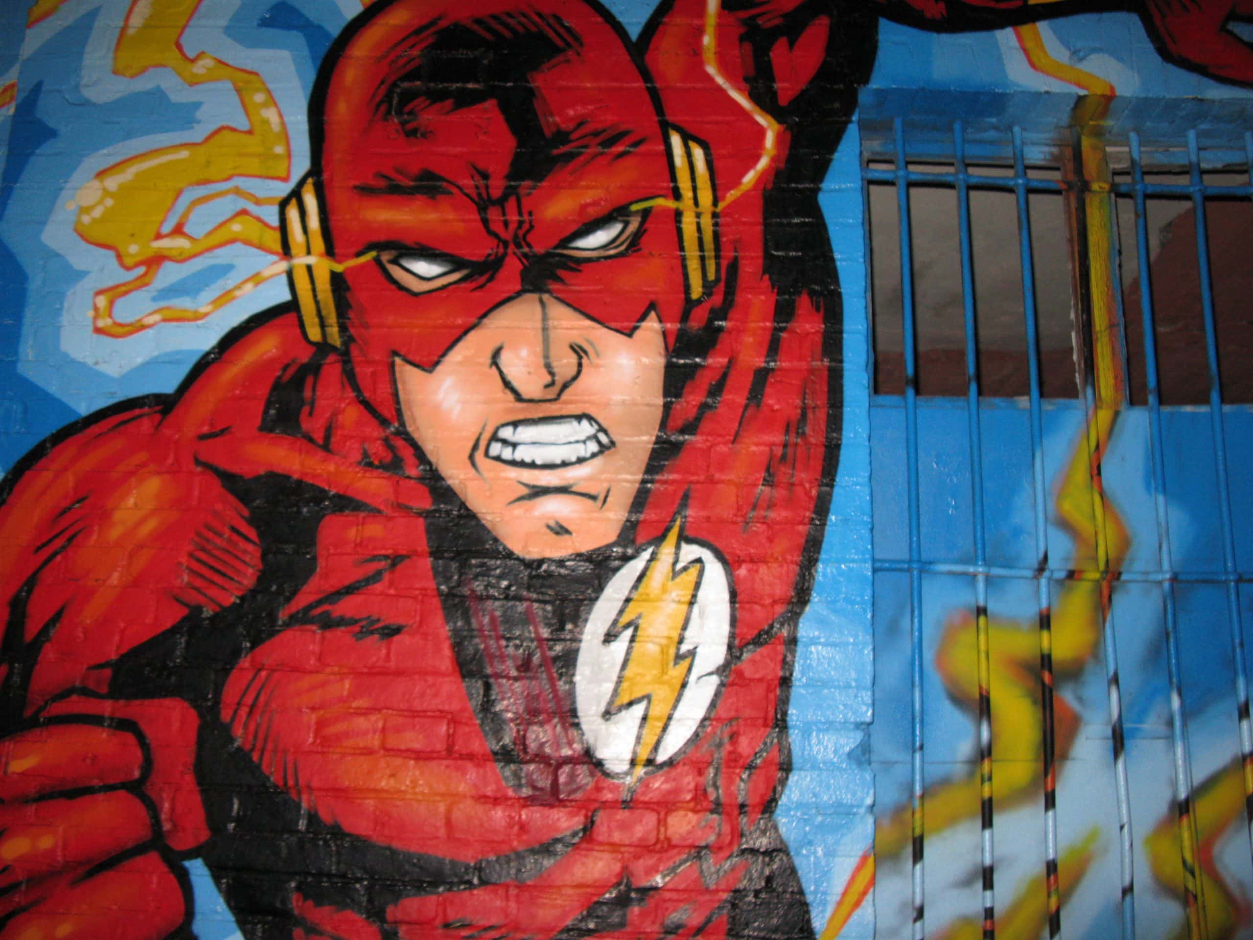 Detail Graffiti Manusia Atau Superhero Hitam Putih Nomer 30