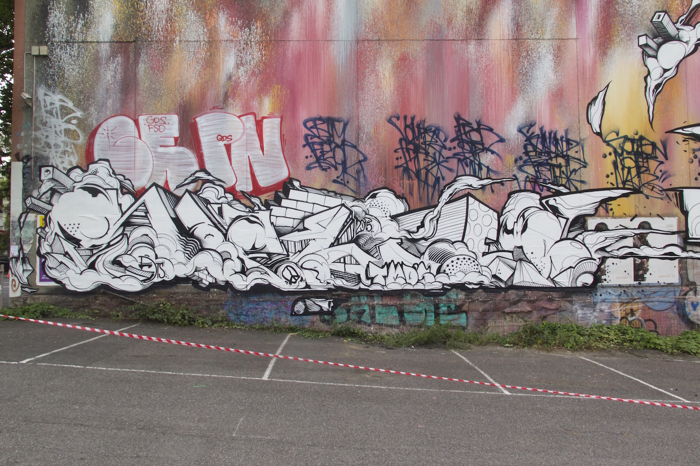 Detail Graffiti Mapped Sofles Nomer 46