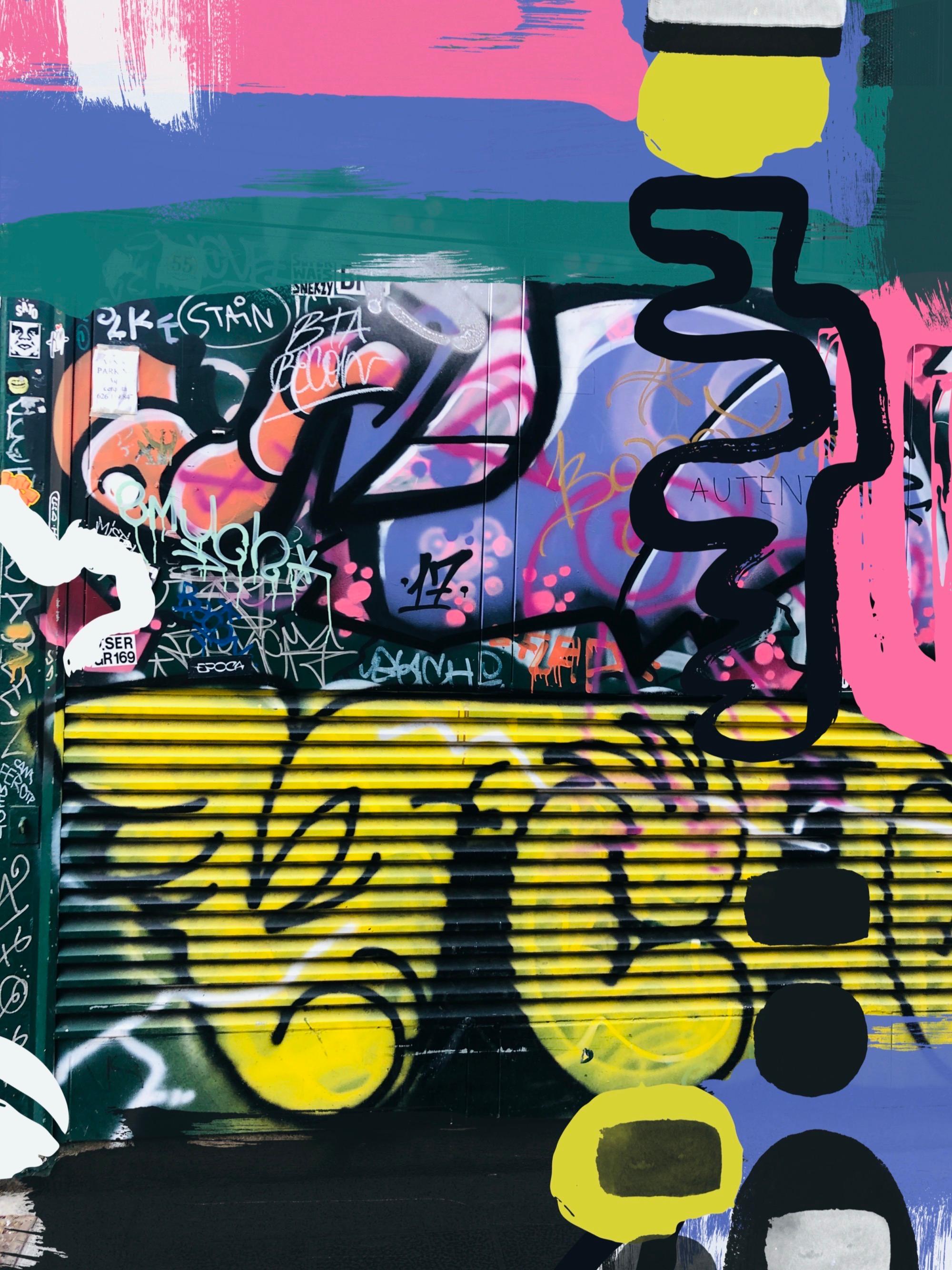 Detail Graffiti Medium Nomer 14