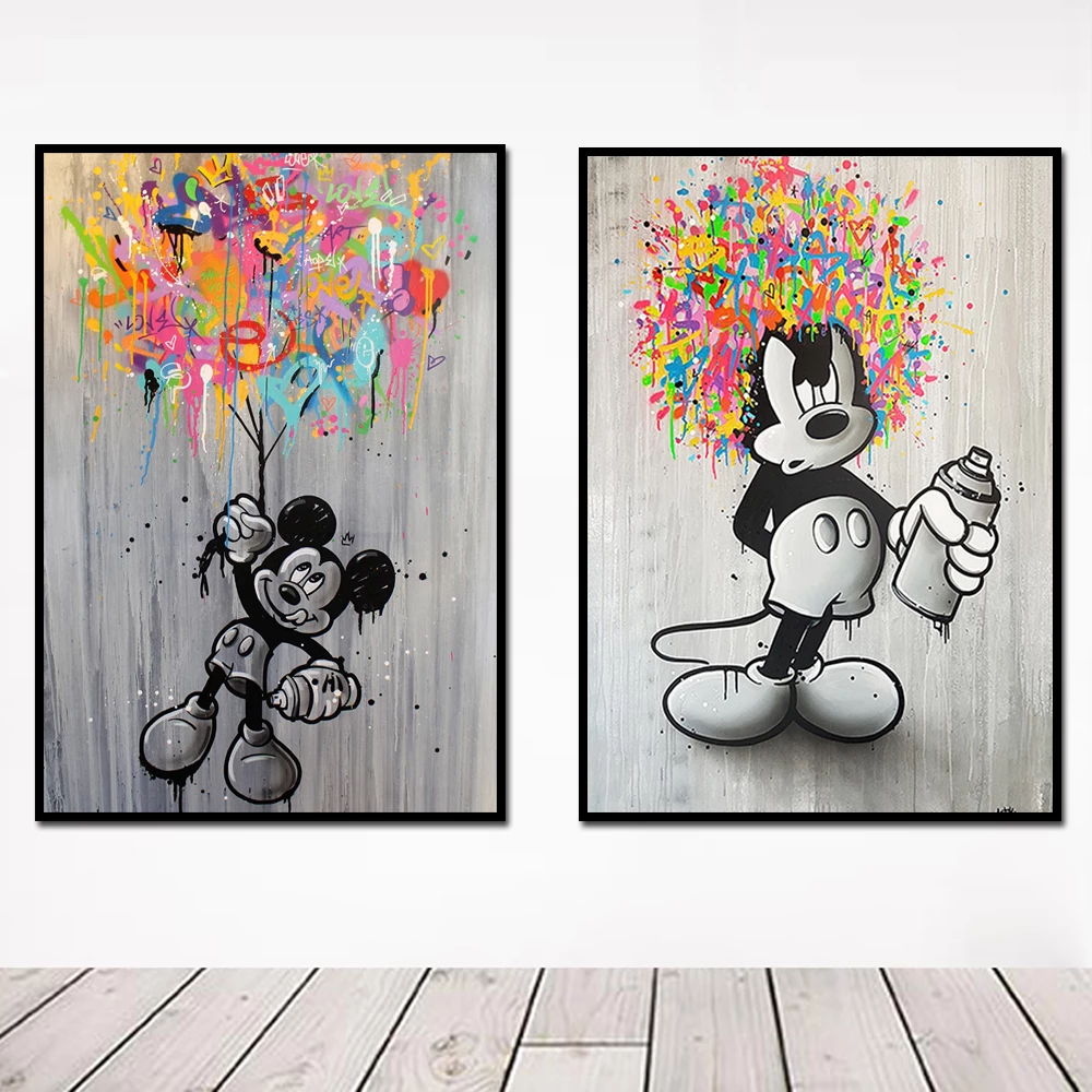Detail Graffiti Mickey Nomer 31