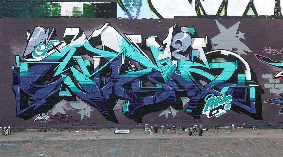 Detail Graffiti Miedo Nomer 14