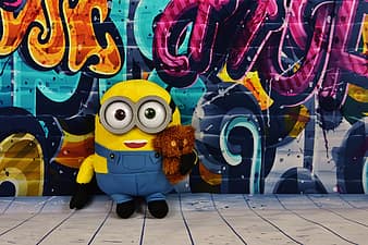 Detail Graffiti Minions Cewek Nomer 12