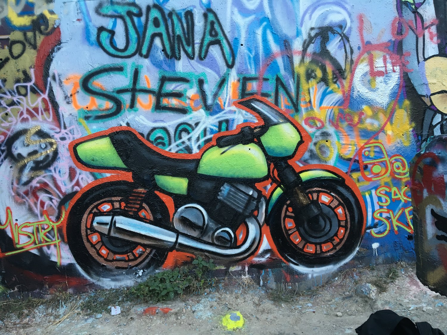 Detail Graffiti Motorcycle Nomer 10