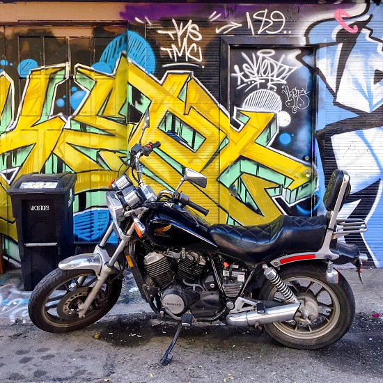 Detail Graffiti Motorcycle Nomer 26