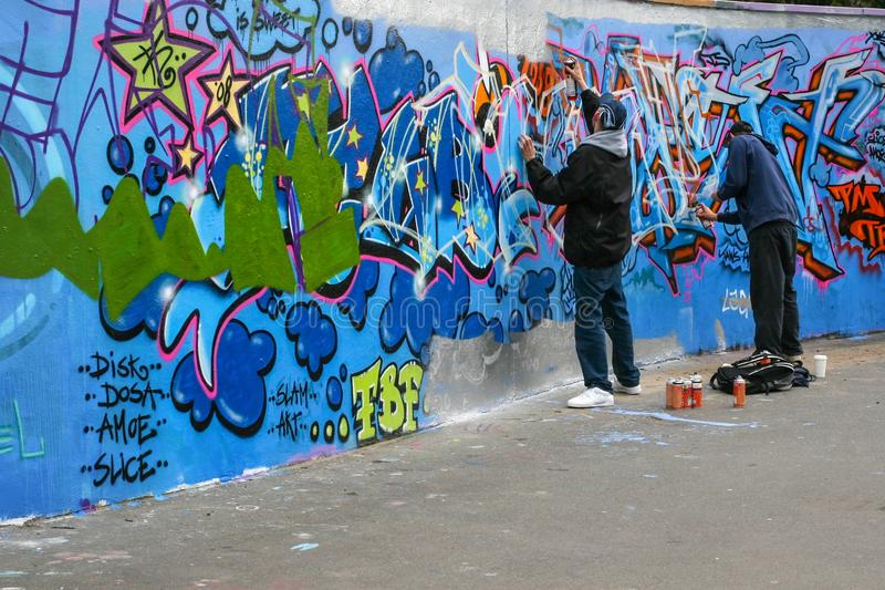 Graffiti Multiple Slicing - KibrisPDR