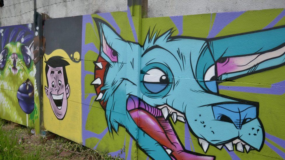 Detail Graffiti Multiple Slicing Nomer 31