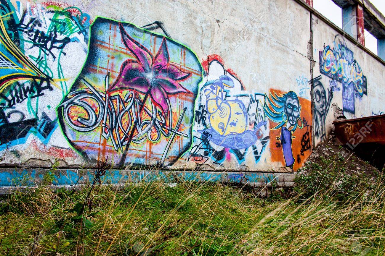 Detail Graffiti Mural Generator Nomer 17