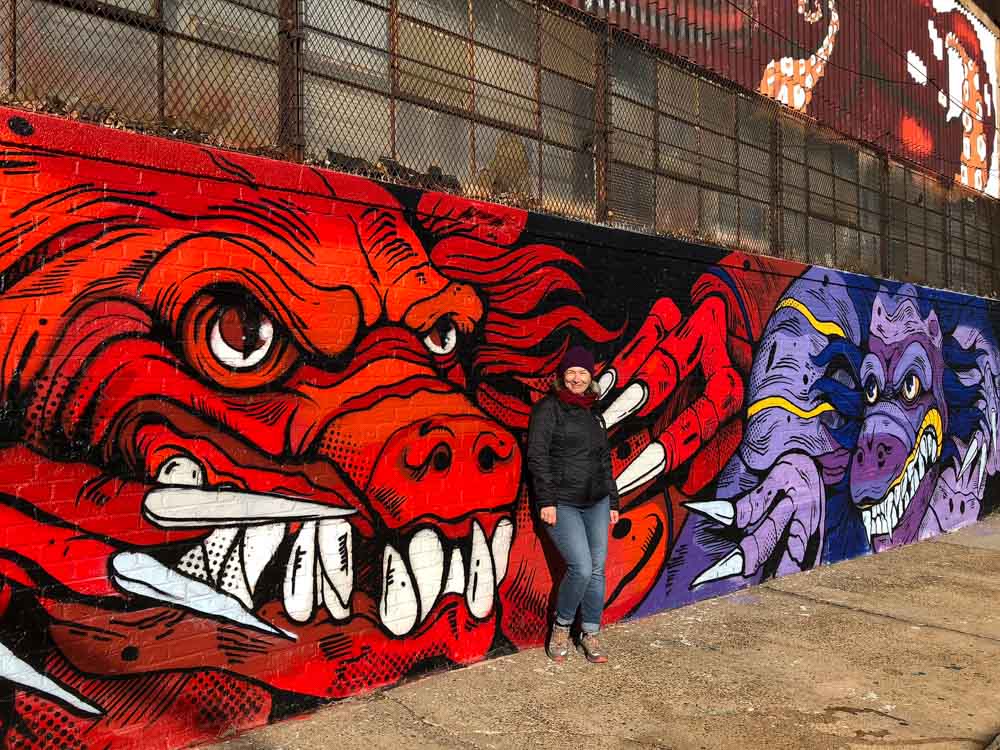 Detail Graffiti Mural Monster Nomer 42
