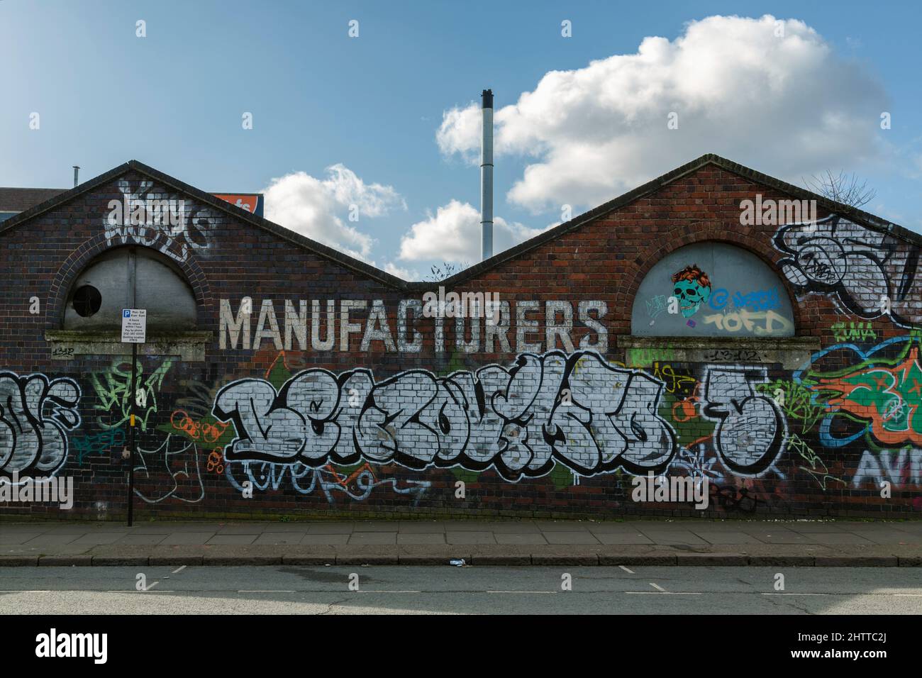 Detail Graffiti Nama Aston Nomer 16