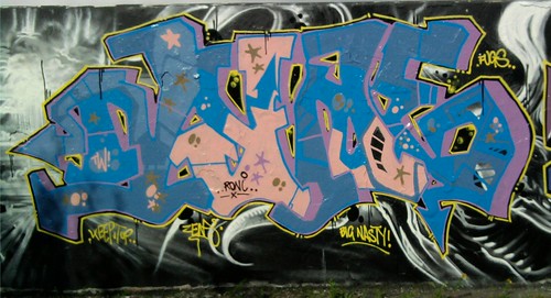 Detail Graffiti Nama Karno Nomer 17