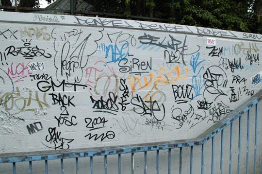 Detail Graffiti Nama Lika Nomer 2