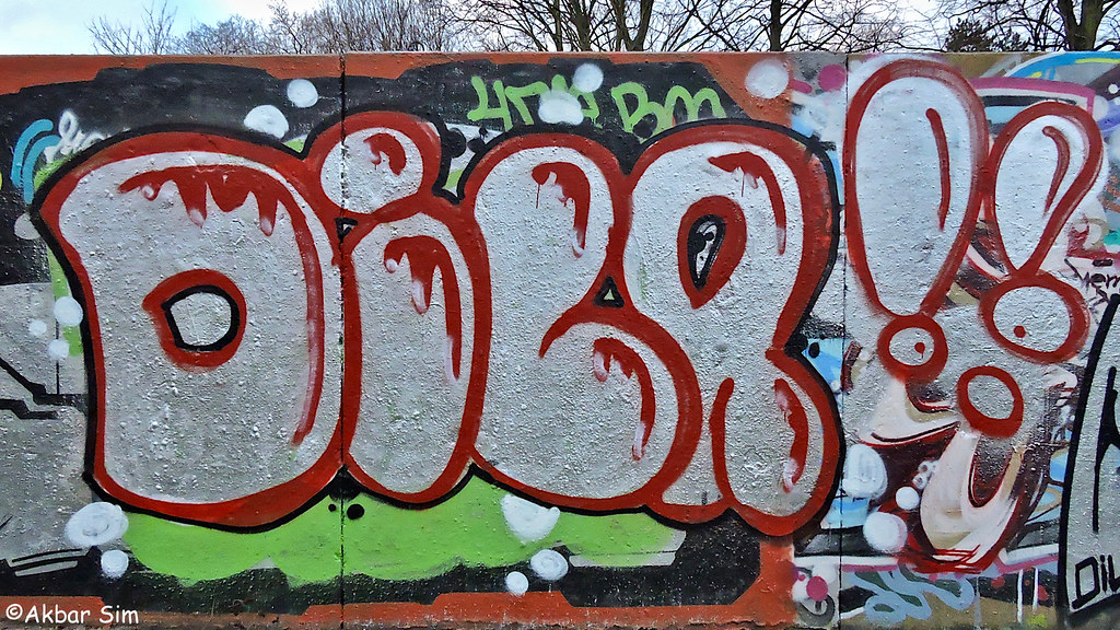 Detail Graffiti Nama Riska Nomer 33