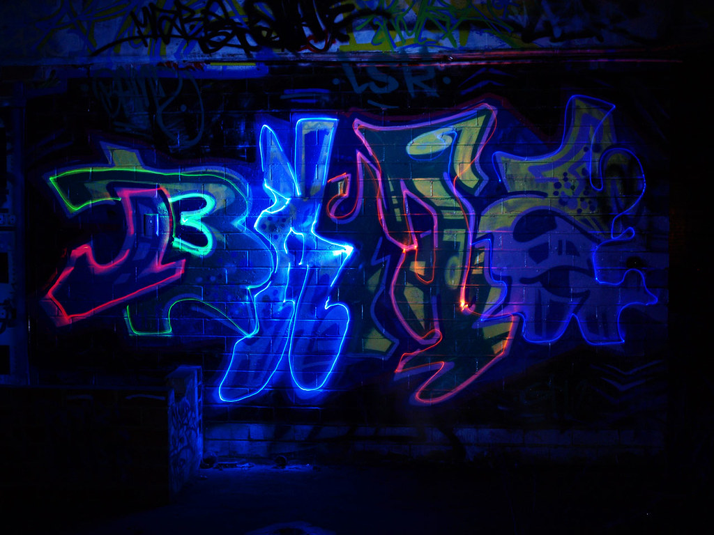 Detail Graffiti Neon Nomer 30