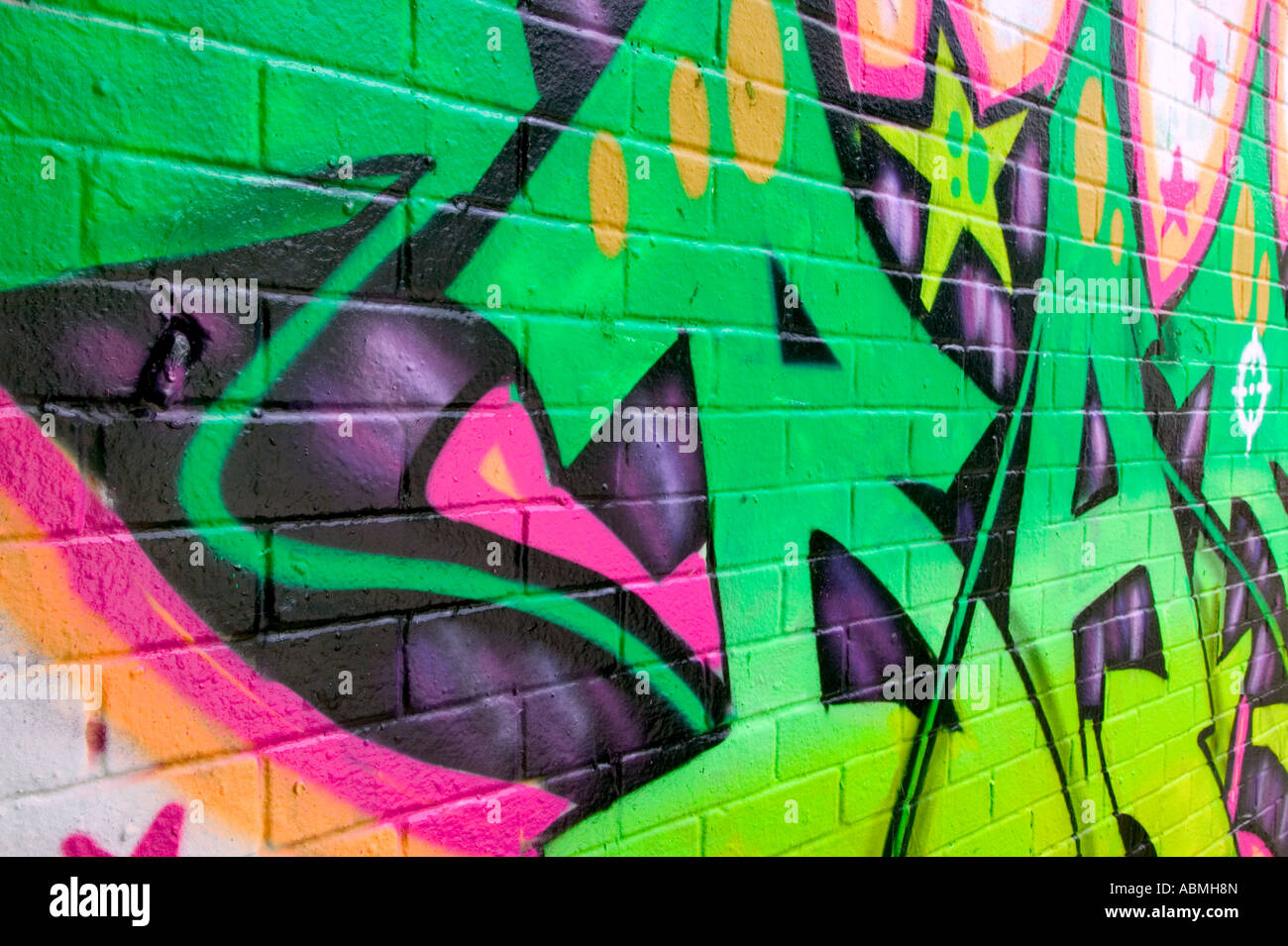 Graffiti Neon Colours - KibrisPDR