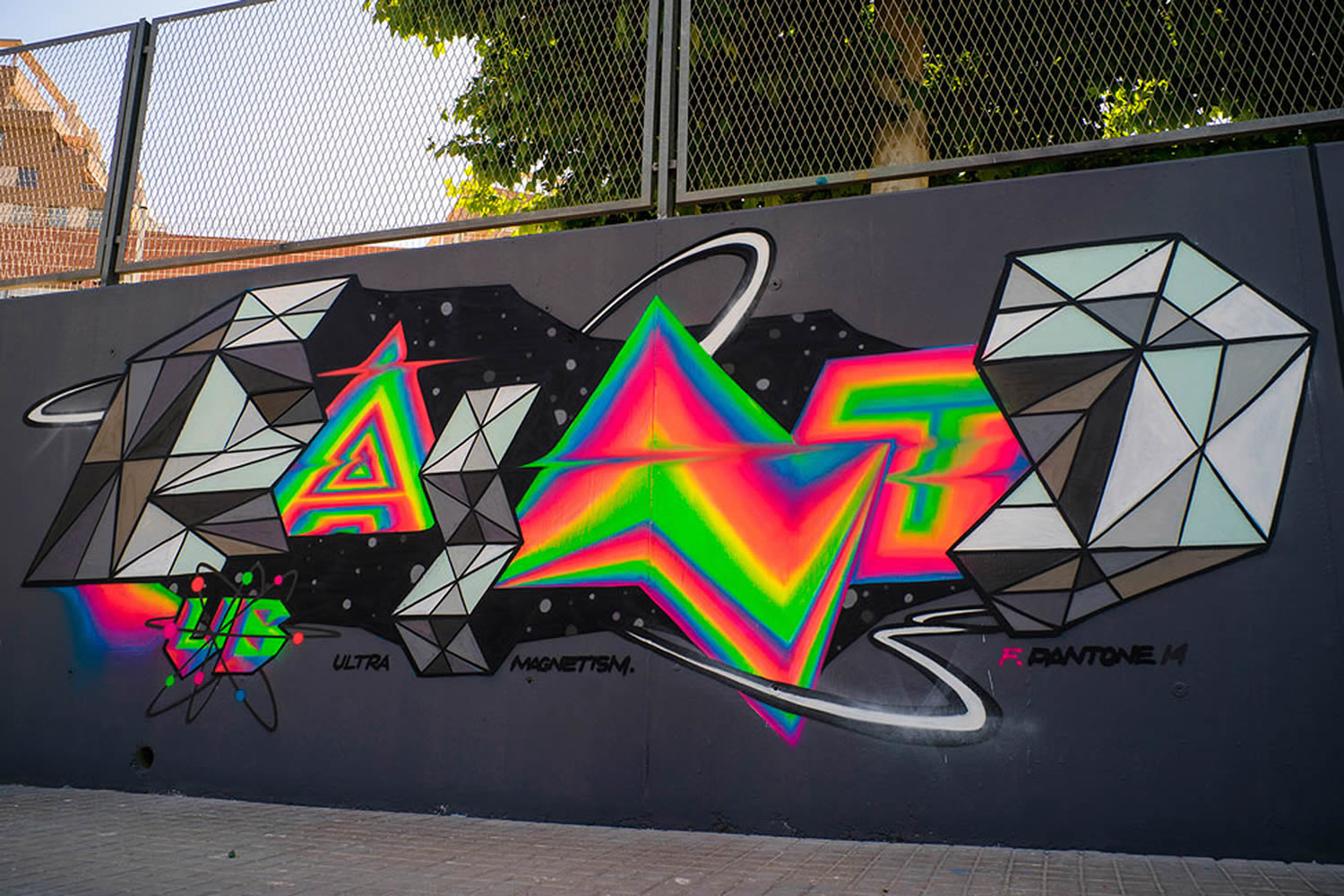 Detail Graffiti Neon Colours Nomer 11