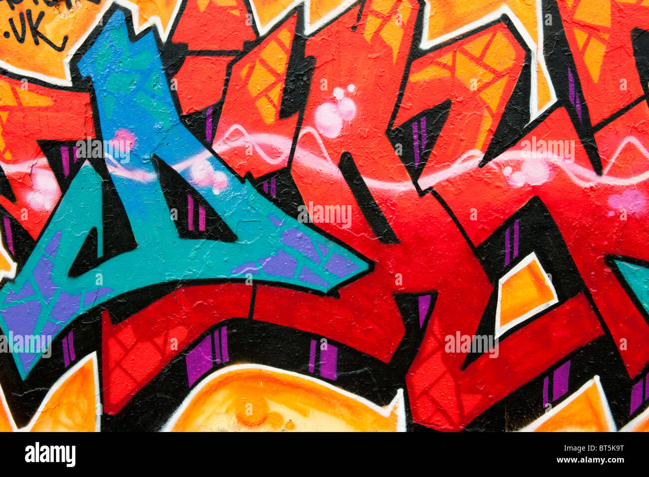 Detail Graffiti Orange Nomer 12