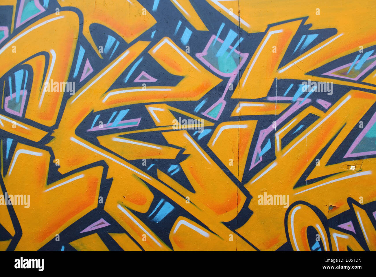 Detail Graffiti Orange Nomer 7