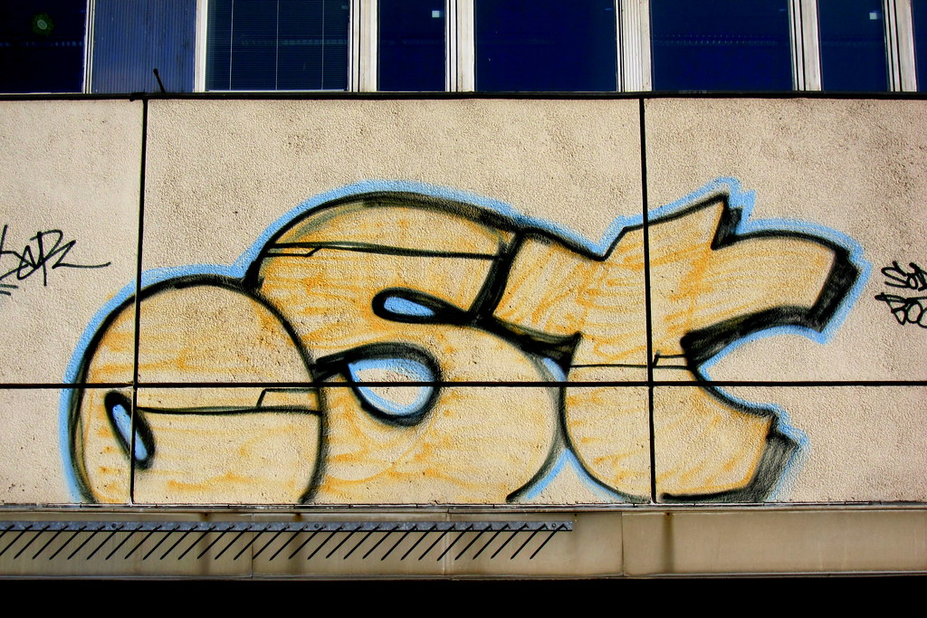 Graffiti Ots - KibrisPDR