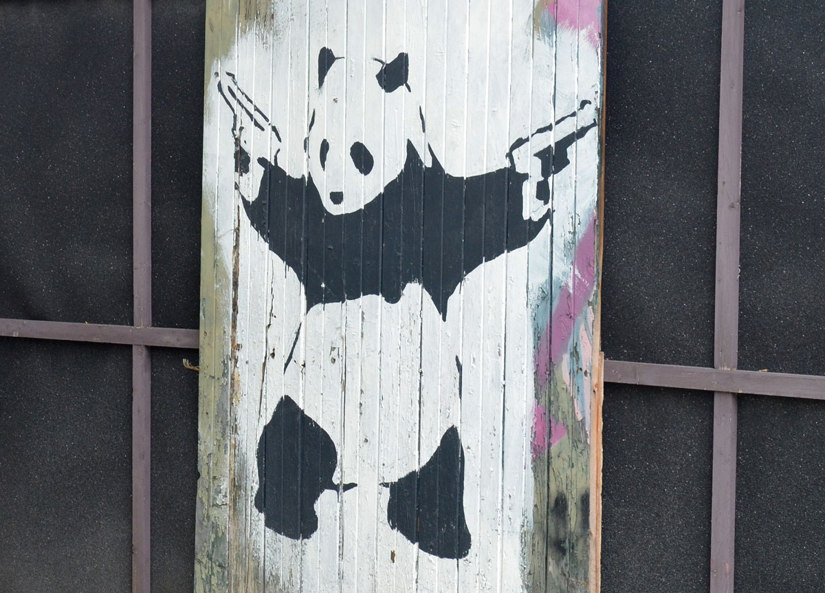Detail Graffiti Panda Halloween Nomer 30