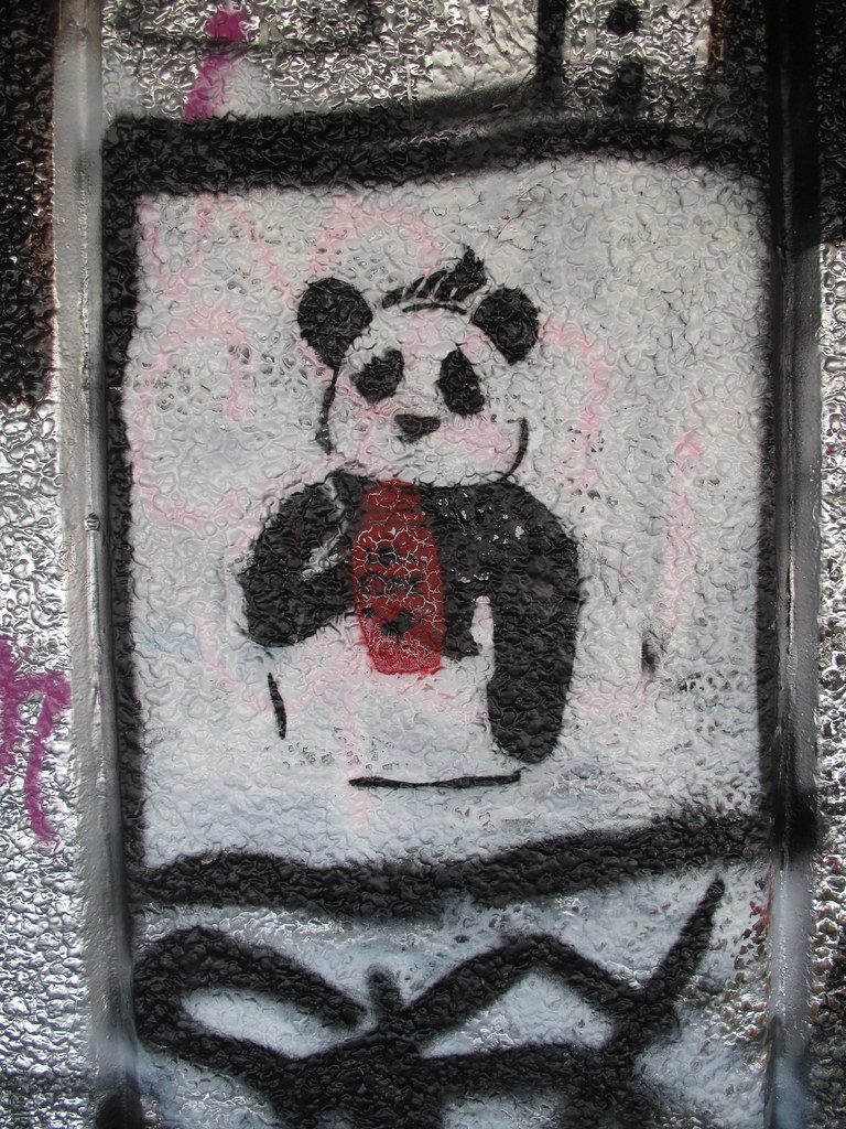 Detail Graffiti Panda Stencil Nomer 21