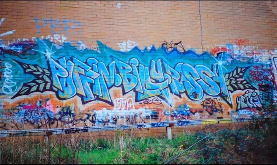 Detail Graffiti Pb Nomer 18