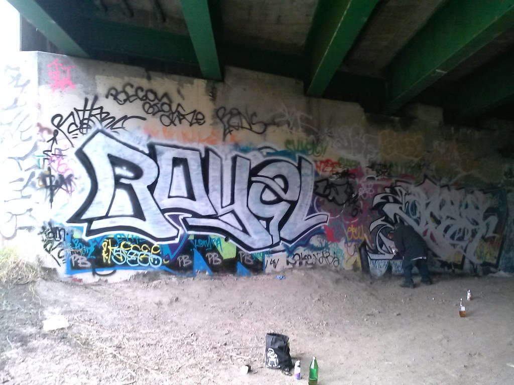 Detail Graffiti Pb Nomer 23