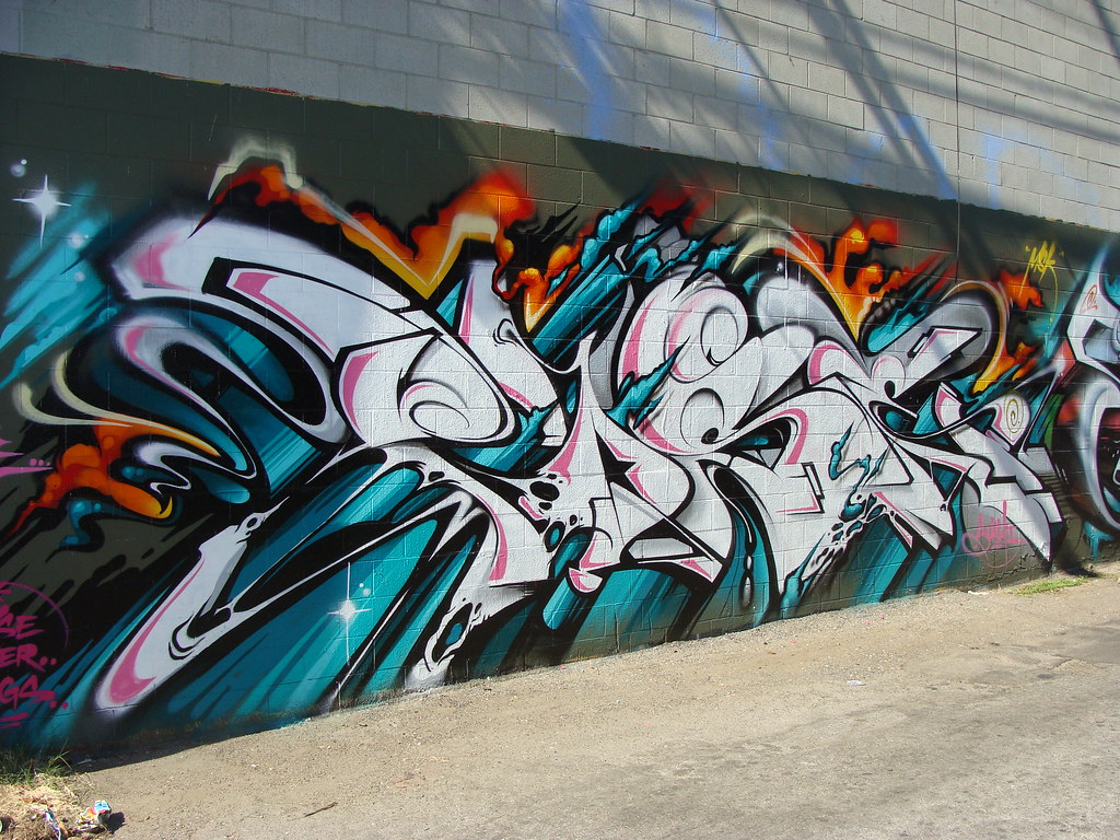 Detail Graffiti Pose Ewok Nomer 2