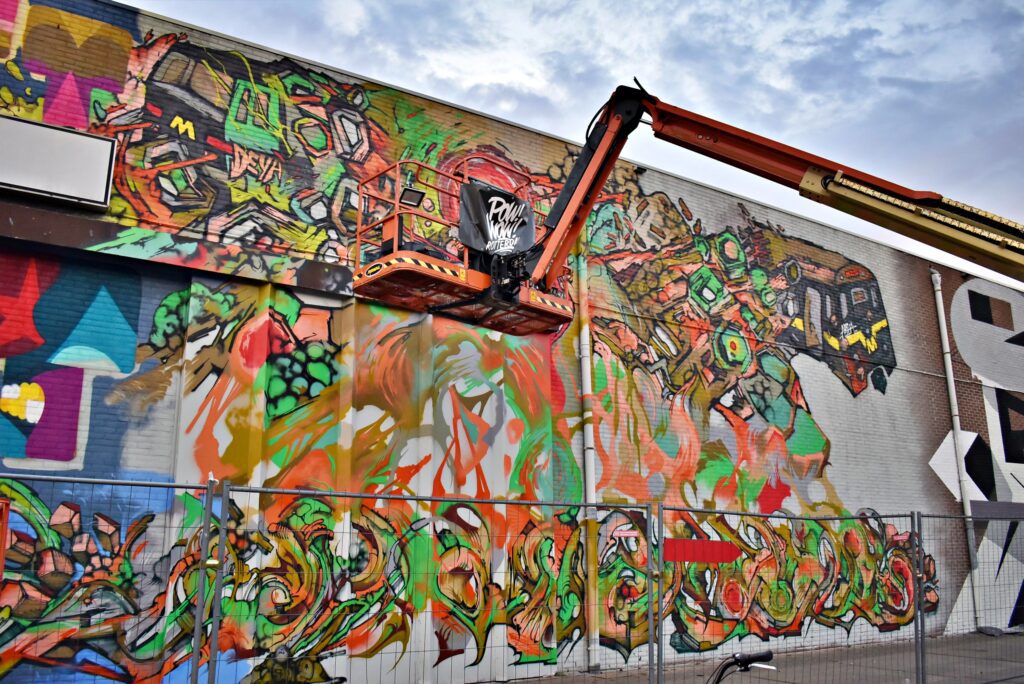 Detail Graffiti Pow Nomer 20