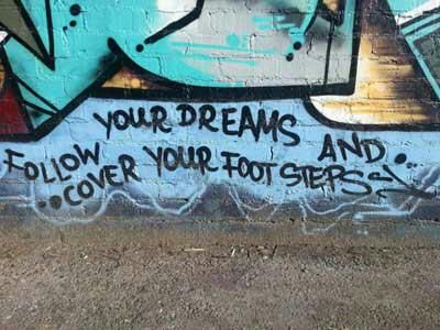 Detail Graffiti Quotes Pinterest Nomer 6