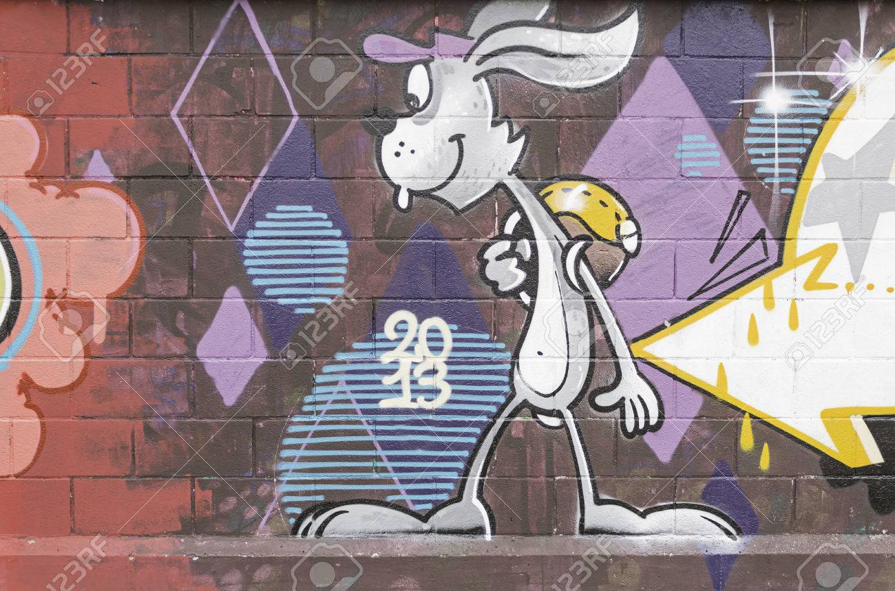 Detail Graffiti Rabbit Nomer 34