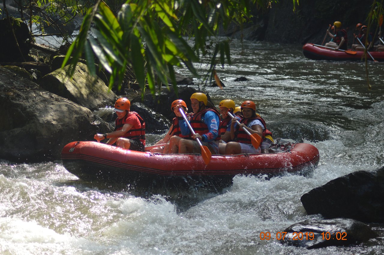 Graffiti Rafting Bali - KibrisPDR