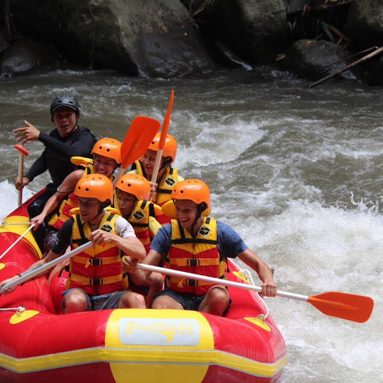 Detail Graffiti Rafting Ubud Nomer 10