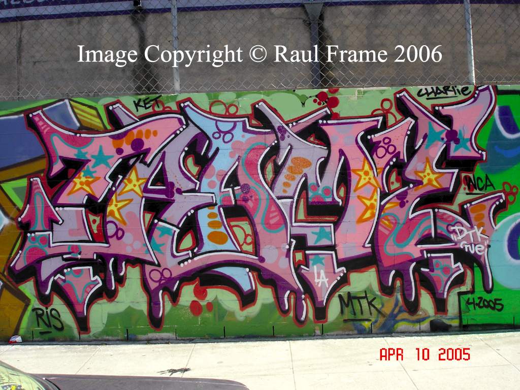 Detail Graffiti Raul Nomer 12