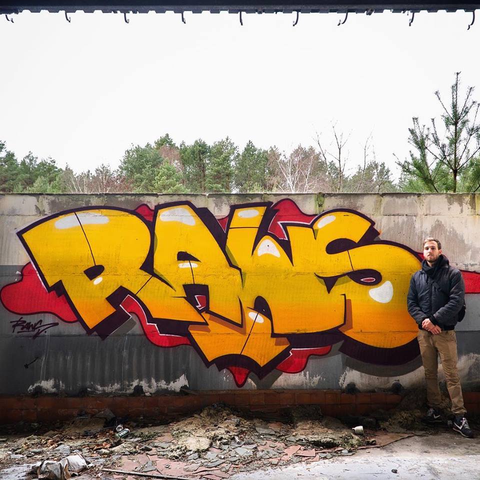Download Graffiti Raws Nomer 17