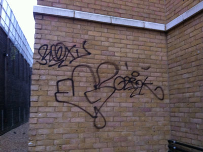 Detail Graffiti Removal London Nomer 42