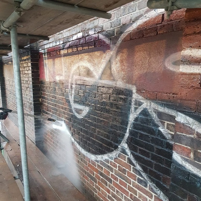 Detail Graffiti Removal Service London Nomer 31