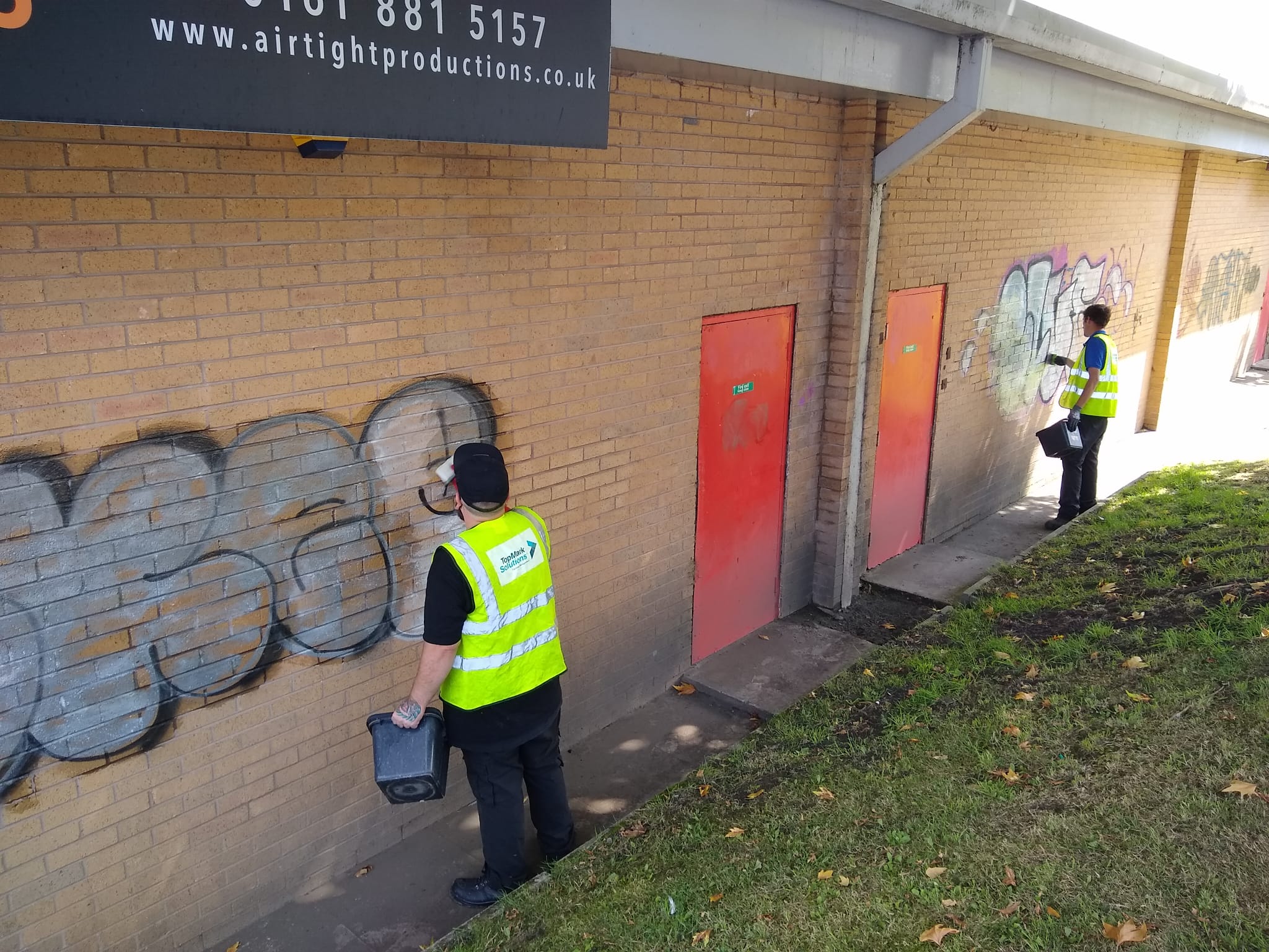 Detail Graffiti Removal Service Manchester Nomer 54