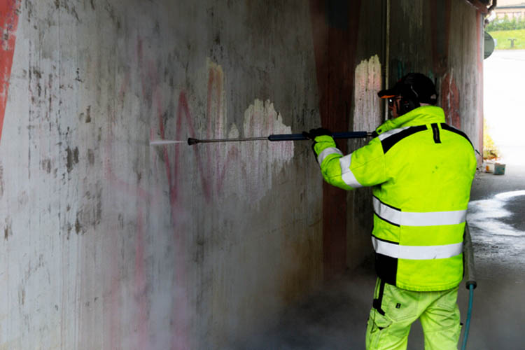Detail Graffiti Removal Warrington Nomer 6