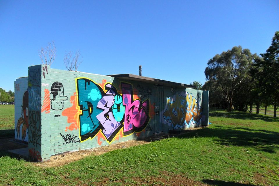 Detail Graffiti Removal Werribee Nomer 45