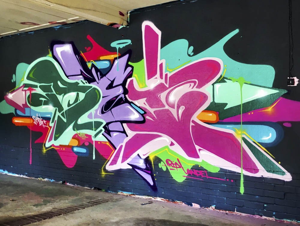 Detail Graffiti Rey Nomer 33