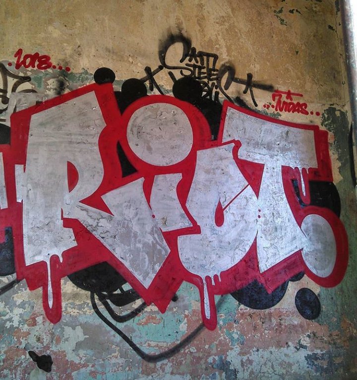 Detail Graffiti Riot Nomer 10