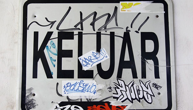 Detail Graffiti Risma Nomer 8