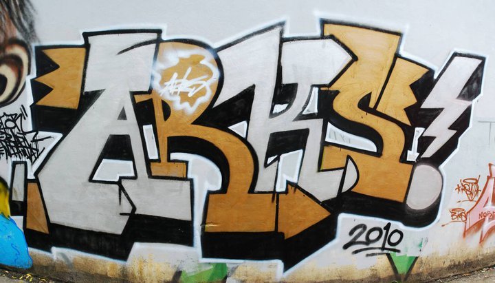 Detail Graffiti Rudy Nomer 18