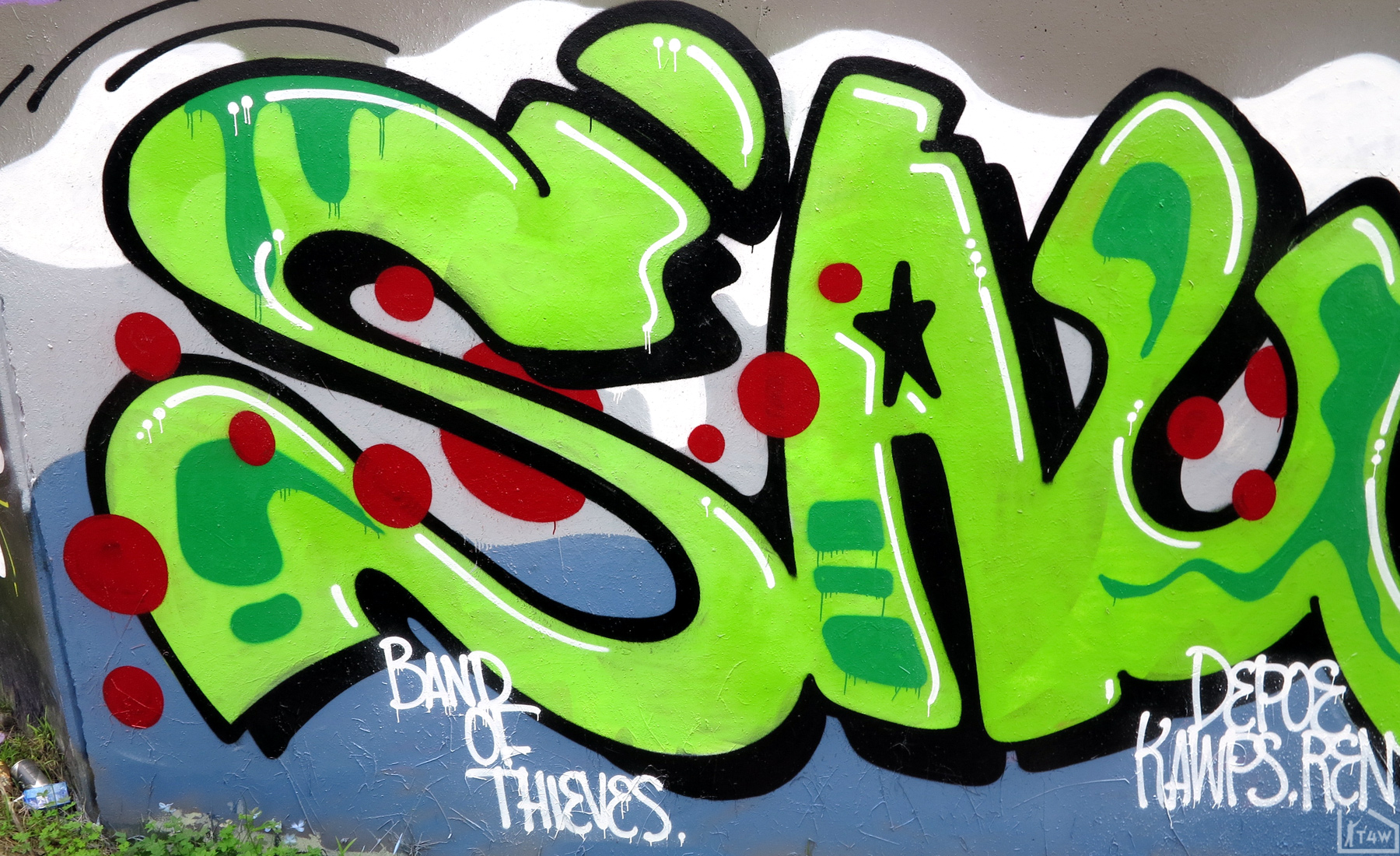 Detail Graffiti Saos Nomer 23