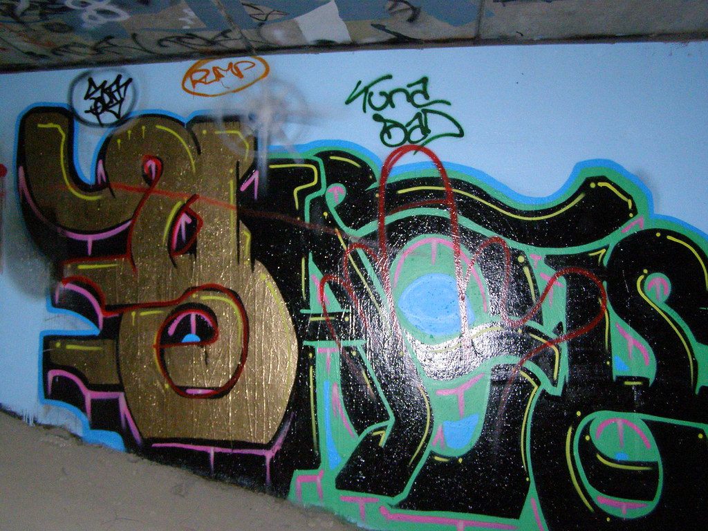 Detail Graffiti Saos Nomer 47