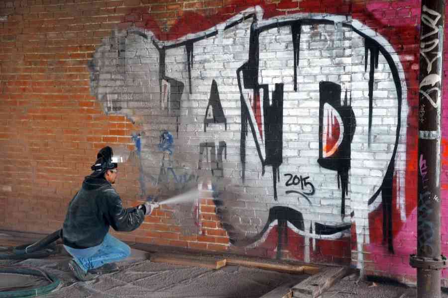 Detail Graffiti Schoonmaken Nomer 6