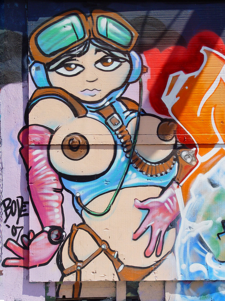 Detail Graffiti Sexy Nomer 19